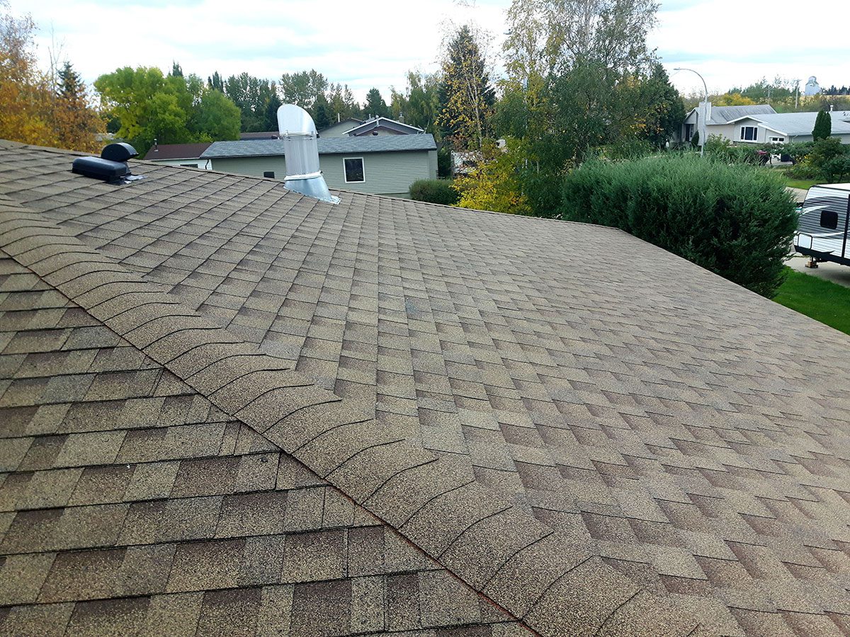 12-1-roofer-roofing-contractor-roof-quote-estimate-roof-leak-repair---redwater-gibbons-AB-bon-accord-AB-waskatenau-smoky-lake-lamont-legal-fort-saskatchewan